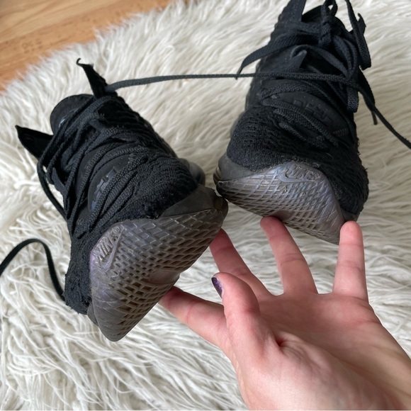 Nike LeBron 17 Global Currency Black Textured Lace Up Basketball Sneakers Sz 11 - Picture 6 of 10